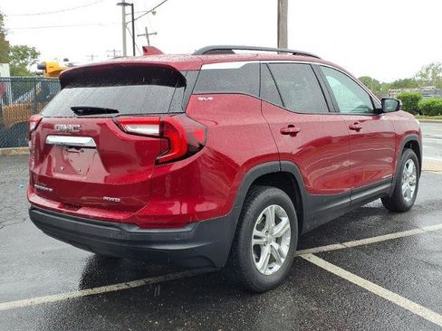 Used 2023 GMC Terrain SLE w/ Driver Convenience Package AWD/4WD image 5