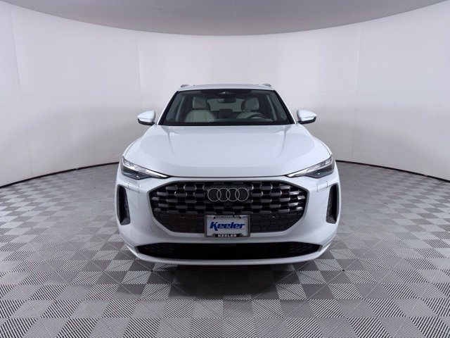Certified 2025 Audi Q5 Premium w/ Convenience Package AWD/4WD image 2