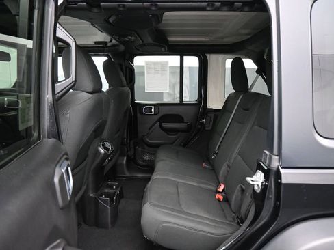 Used 2021 Jeep Wrangler Unlimited Sport AWD/4WD image 14