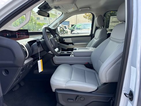 New 2026 Ford Expedition Active RWD image 20