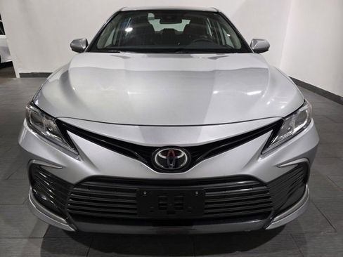 Used 2024 Toyota Camry LE image 8
