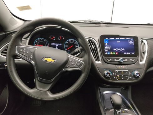 Used 2024 Chevrolet Malibu LT image 22