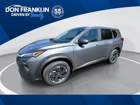 Certified 2026 Nissan Rogue SV w/ SV Premium Package AWD/4WD image 1