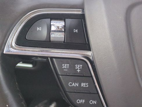 Certified 2023 Lincoln Nautilus Reserve w/ Monochromatic Package image 25