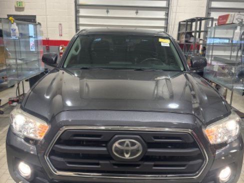 Used 2019 Toyota Tacoma SR5 image 1