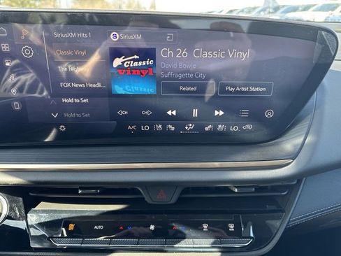 New 2026 Buick Envision Avenir image 16