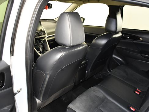 Used 2024 Mitsubishi Eclipse Cross SE AWD/4WD image 47