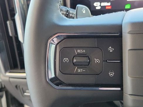 Used 2026 GMC Hummer EV SUV image 10