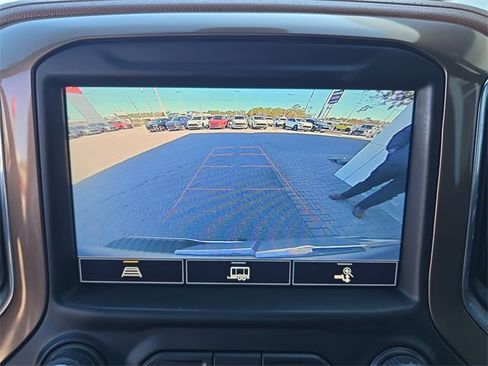 Certified 2022 Chevrolet Silverado 1500 High Country image 21