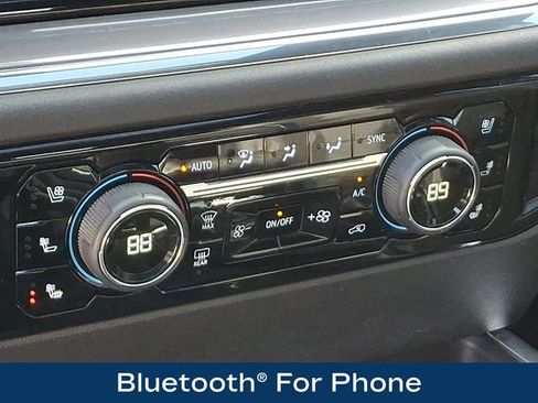 Used 2023 Chevrolet Silverado 1500 High Country w/ High Country Premium Package image 20