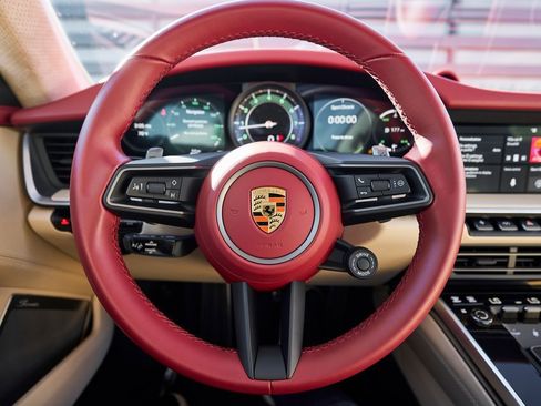 Used 2021 Porsche 911 Targa 4S image 41