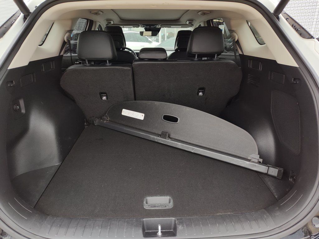 Used 2023 Kia Sportage SX FWD image 8