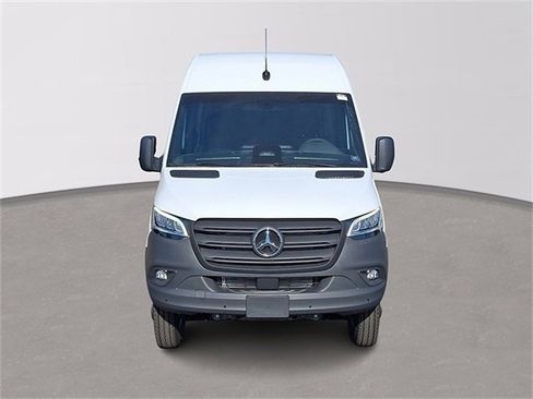 New 2025 Mercedes-Benz Sprinter 3500 image 2