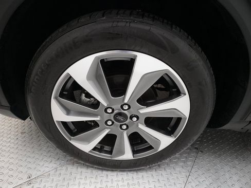 Used 2023 Ford Escape Platinum image 27