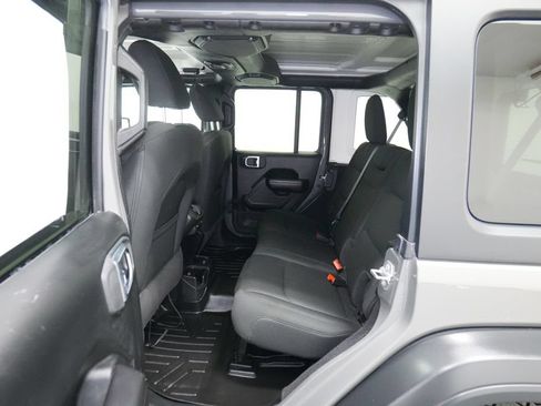 Used 2020 Jeep Wrangler Unlimited Sport AWD/4WD image 18