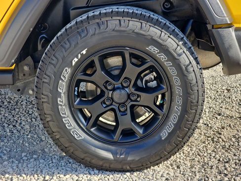 Used 2020 Jeep Wrangler Unlimited Sport image 34