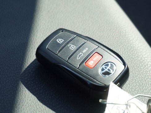 New 2026 Toyota Camry LE image 16