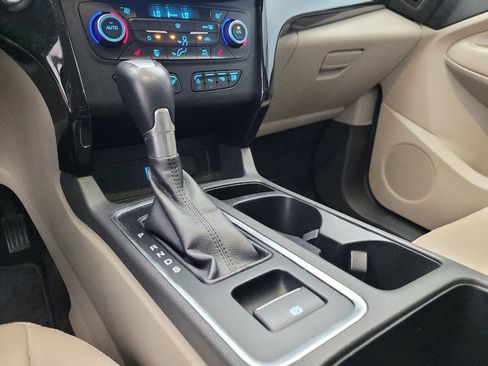 Used 2018 Ford Escape Titanium w/ Ford Safe & Smart Package image 26