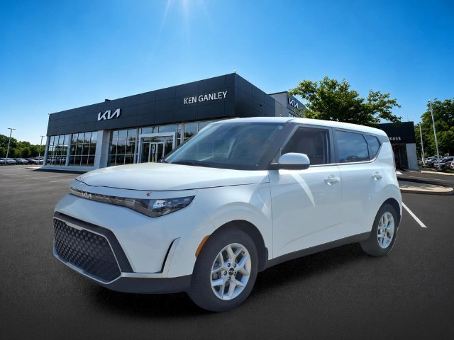 Certified 2025 Kia Soul LX w/ LX Technology Package FWD image 1