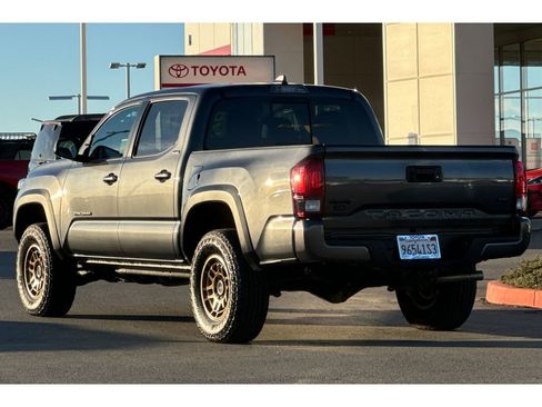 Certified 2023 Toyota Tacoma 4x4 Double Cab image 6