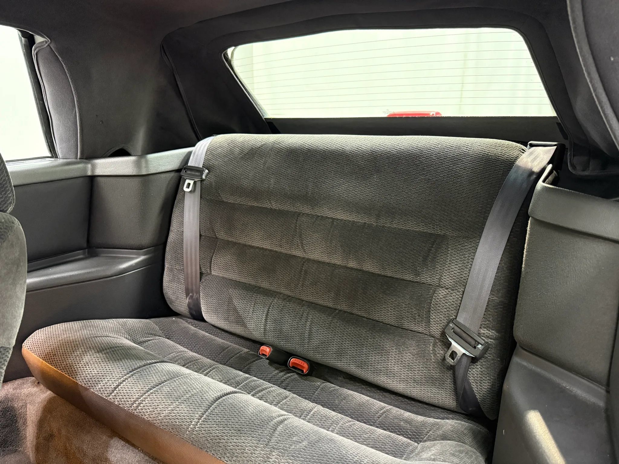 Used 1994 Chrysler LeBaron GTC FWD image 26