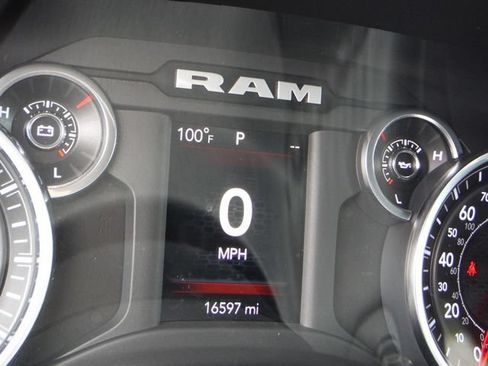 Used 2023 RAM 1500 Big Horn AWD/4WD image 48