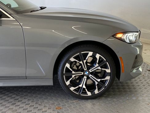 Used 2025 BMW 330i xDrive Sedan w/ Convenience Package image 10