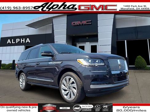 Used 2022 Lincoln Navigator Reserve image 1