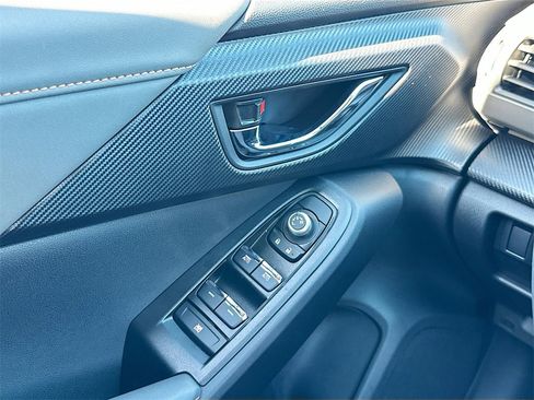 Certified 2025 Subaru Crosstrek 2.5i Limited w/ Popular Package #4A image 17