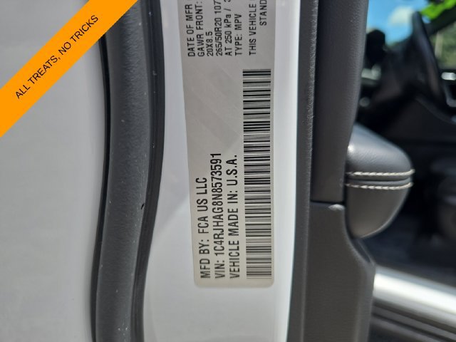 Used 2022 Jeep Grand Cherokee Altitude AWD/4WD image 30