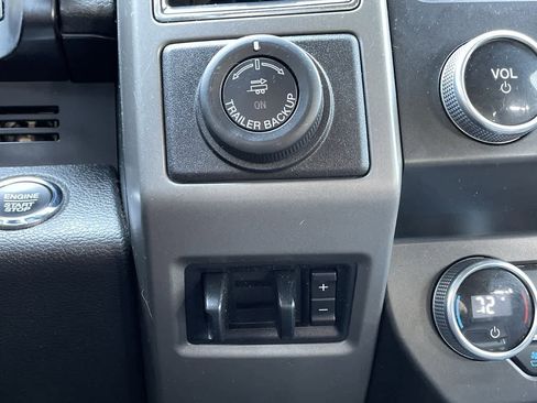 Used 2021 Ford Expedition Max XLT image 29