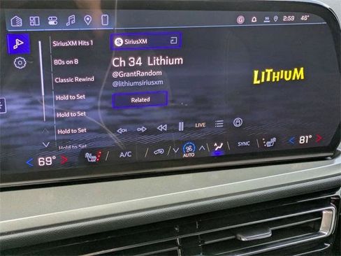 New 2026 Chevrolet Traverse LT w/ Midnight/Sport Edition image 17