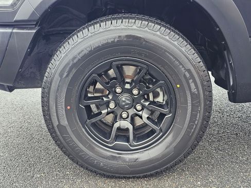 Used 2018 RAM 1500 Rebel w/ Luxury Group image 9