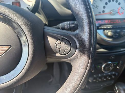 Used 2012 MINI Cooper Countryman FWD image 18