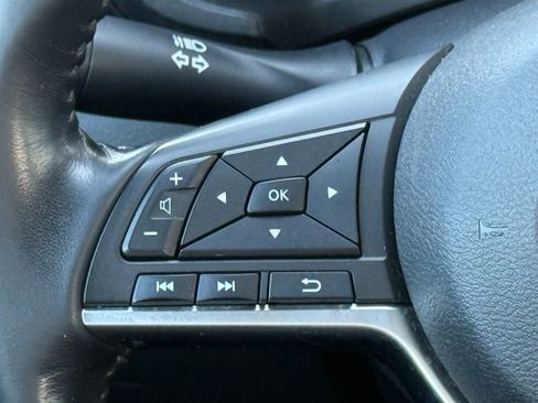 Used 2020 Nissan Sentra SV image 27