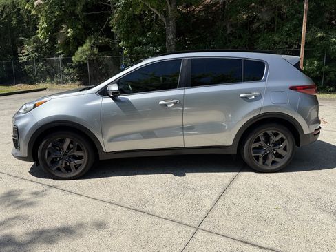 Used 2021 Kia Sportage S FWD image 4