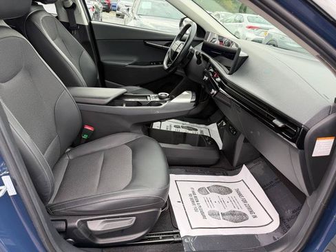 Used 2025 Kia EV6 Light RWD image 26