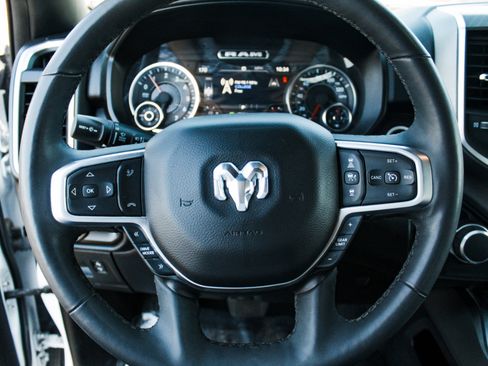 Used 2025 RAM 1500 Big Horn AWD/4WD image 12