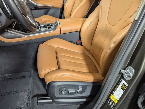 Certified 2022 BMW X7 xDrive40i w/ Premium Package image 15