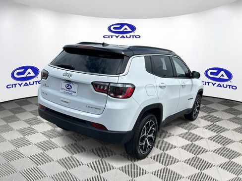 Used 2025 Jeep Compass Limited AWD/4WD image 3