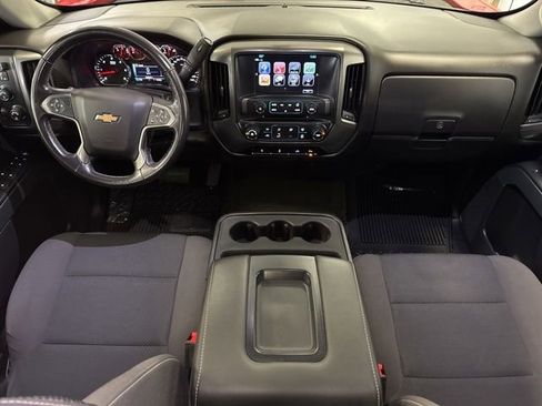 Used 2018 Chevrolet Silverado 1500 LT w/ LT Plus Package AWD/4WD image 3