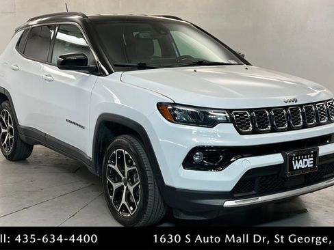 Used 2025 Jeep Compass Limited AWD/4WD image 7