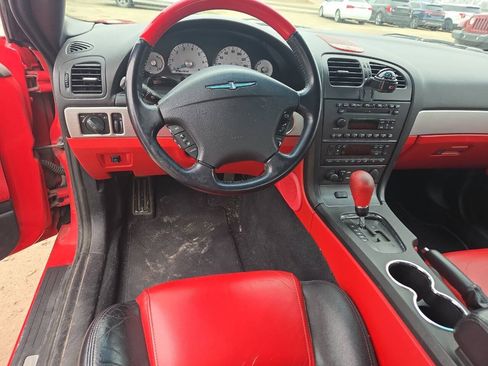 Used 2005 Ford Thunderbird RWD image 16