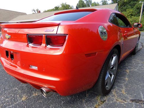 Used 2011 Chevrolet Camaro SS w/ RS Package image 10
