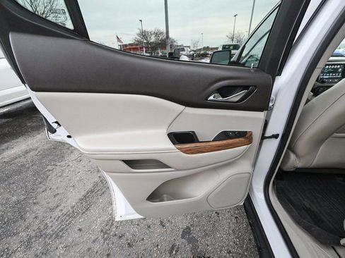 Used 2017 GMC Acadia Denali w/ Technology Package image 26