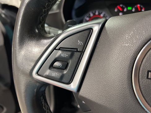 Used 2020 Chevrolet Camaro LT image 21