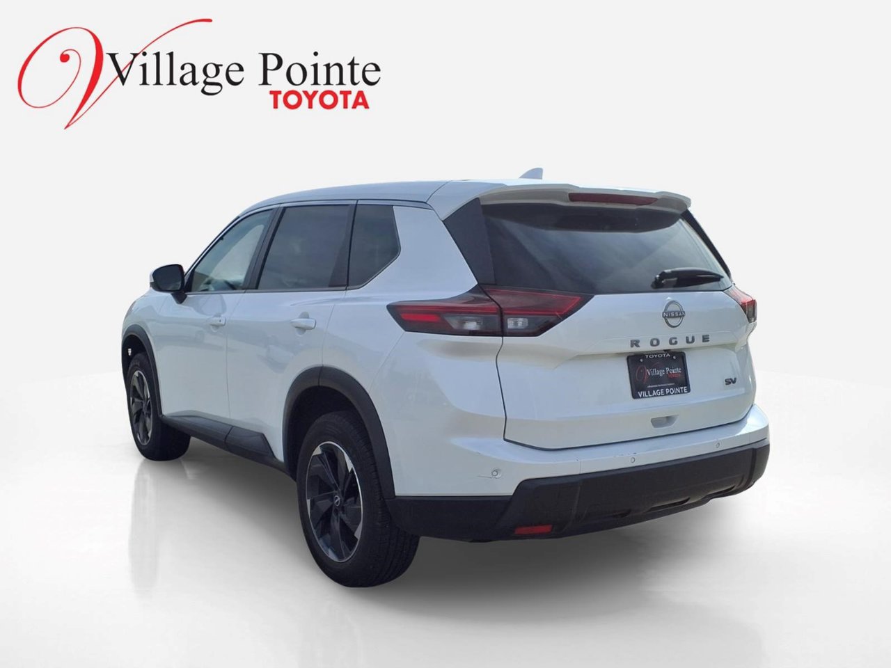 Used 2024 Nissan Rogue SV FWD image 5