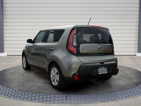 Used 2016 Kia Soul FWD image 5