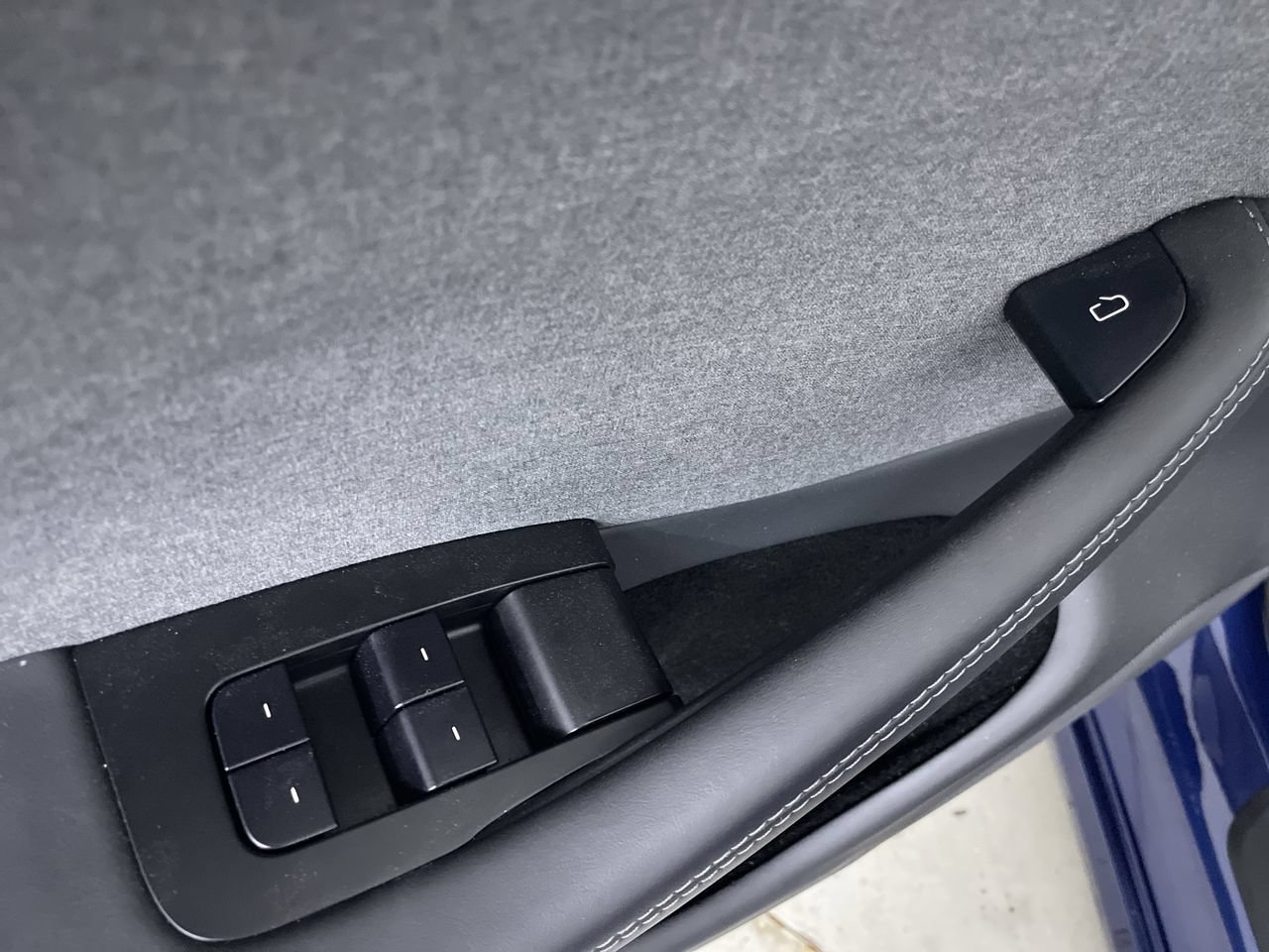 Used 2025 Tesla Model 3 Long Range RWD image 12