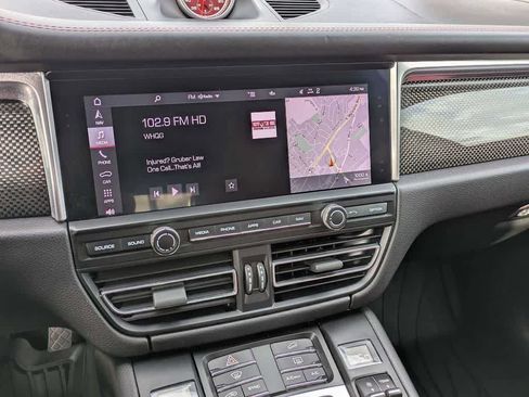 Used 2021 Porsche Macan GTS AWD/4WD image 28